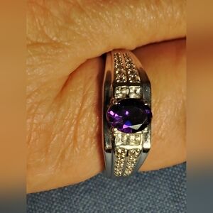 MEN'S -AFRICAN, PURPLE AMETHYST AND FACETED WHITE TOPAZ STERLING RING. SIZE- 12